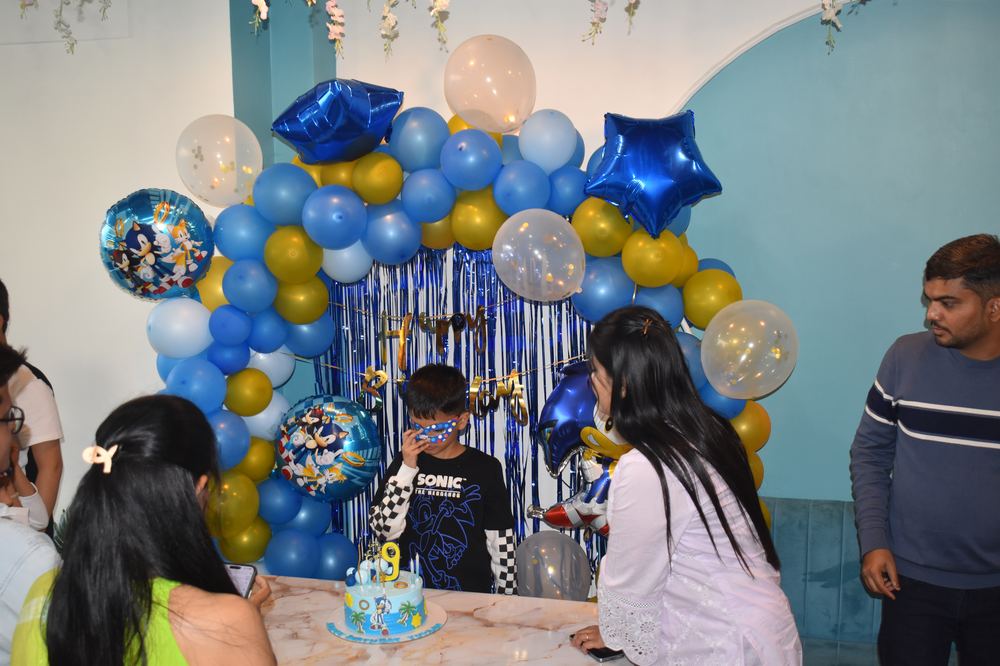 Group birthday dinner pure veg restaurant Sohna